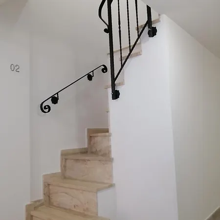Polizzi House * Petralia Sottana