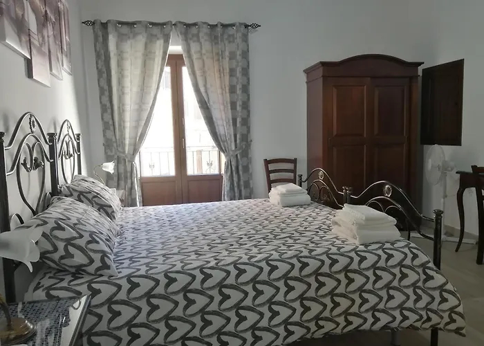 Bed & Breakfast Polizzi House