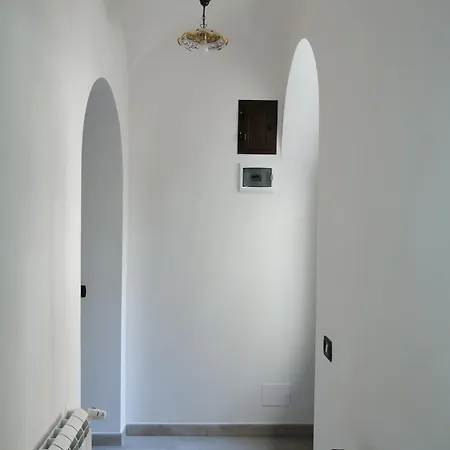 Polizzi House Couette-café Petralia Sottana