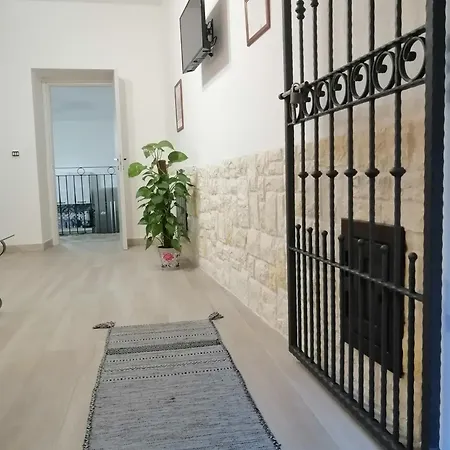 Polizzi House Petralia Sottana